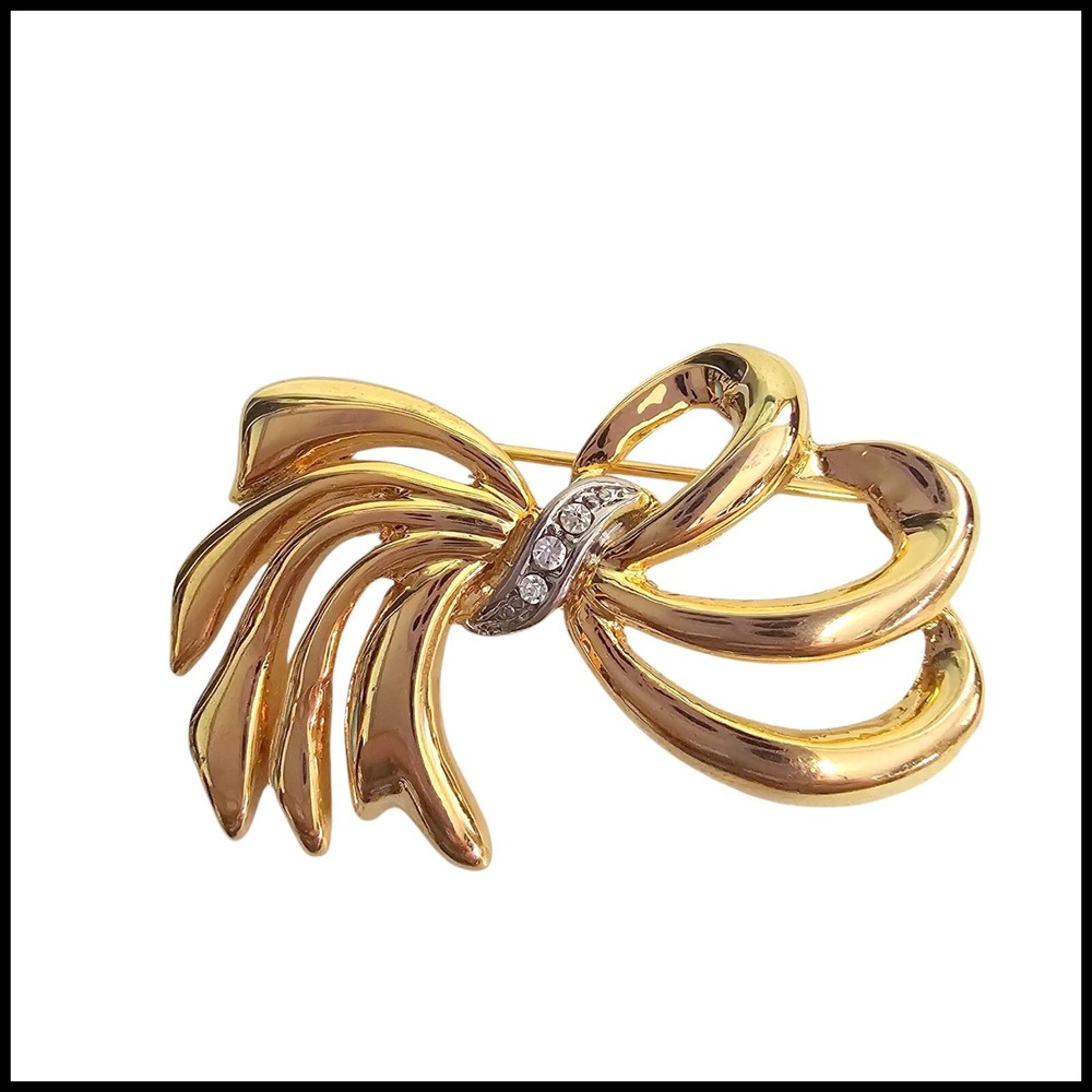 Vintage Gold Tone Bow Brooch Pin with Rhinestones Elegant Jewelry